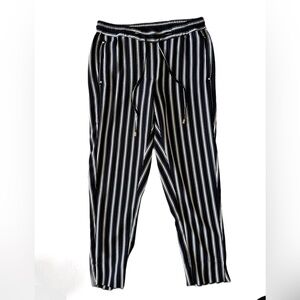 H&M Crepe Pants Elasticized Waist Ankle Length- Size 6